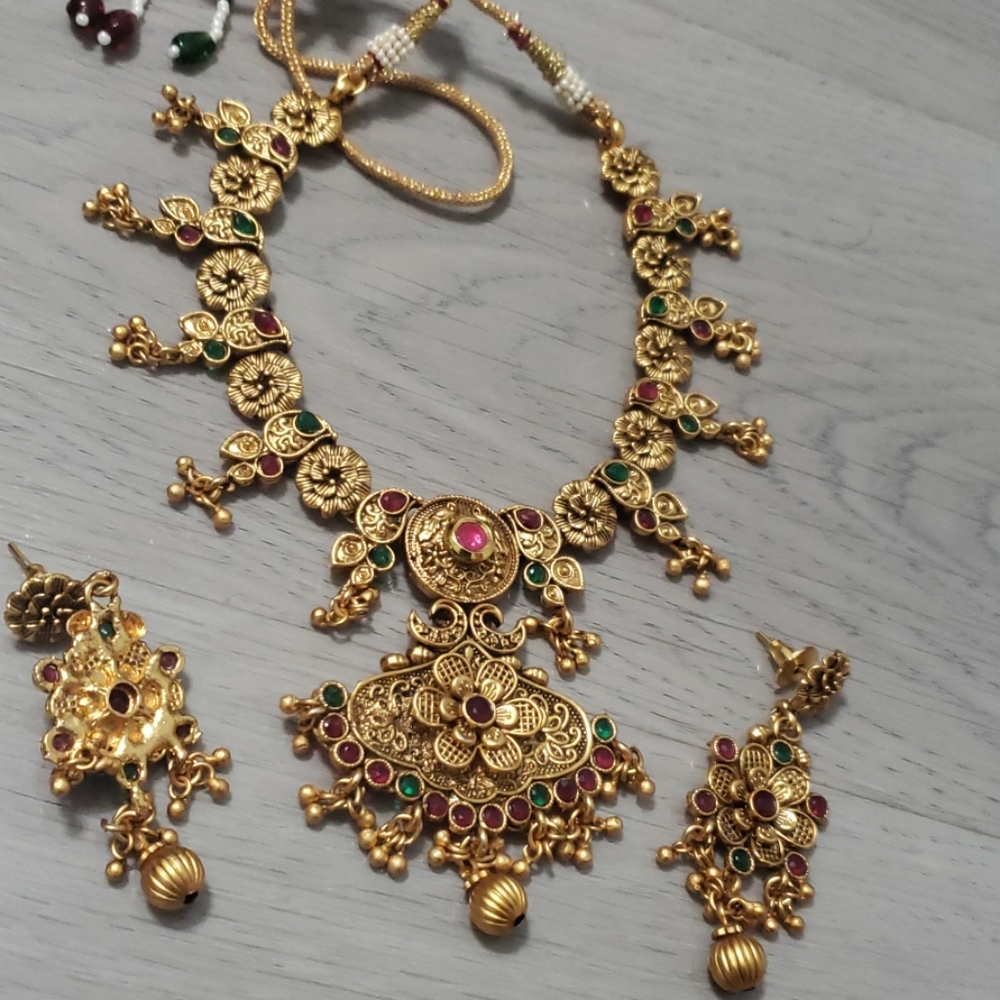 Indian jewelry